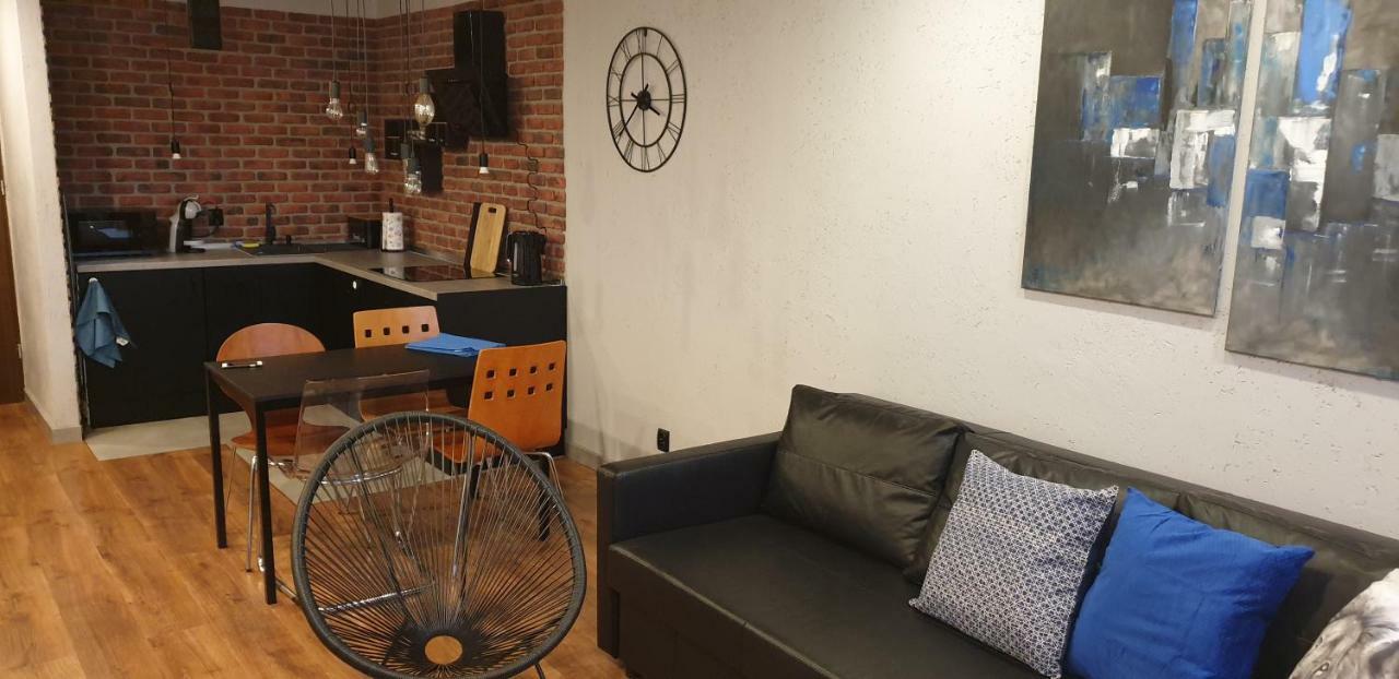 Apartament Metro Rondo Onz Βαρσοβία Εξωτερικό φωτογραφία