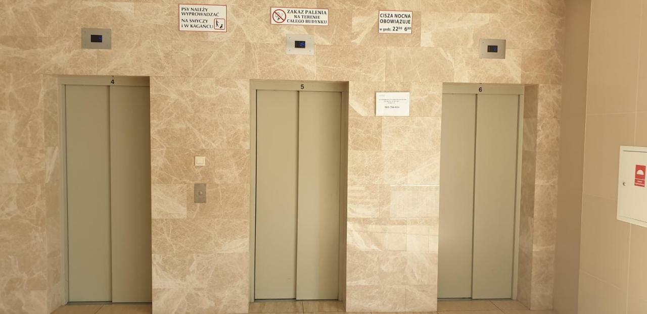 Apartament Metro Rondo Onz Βαρσοβία Εξωτερικό φωτογραφία